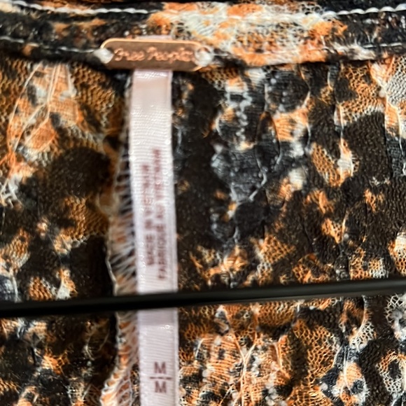 Free People Out for the Night Sheer Tunic Blouse in Snake Combo Sz M - Picture 5 of 11